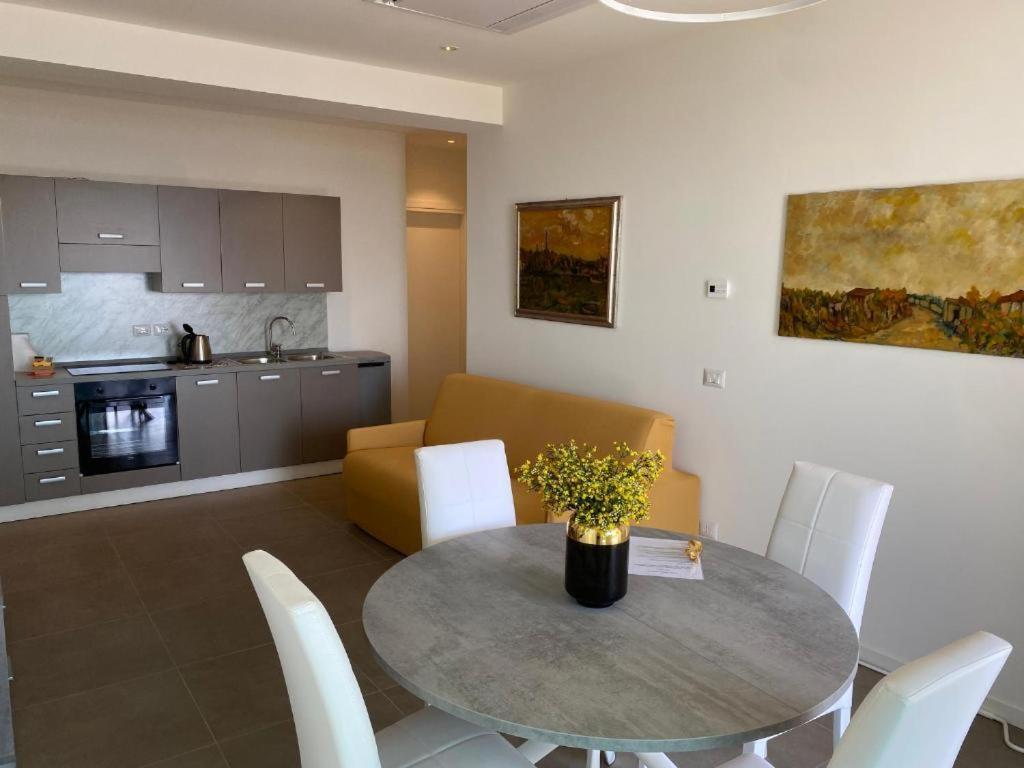 Nuovo Residence Serenissima Frontemare - Agenzia Cocal Caorle Extérieur photo